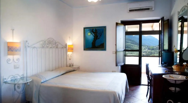Двухместный номер Standard с балконом Turismo Rurale Belvedere Pradonos