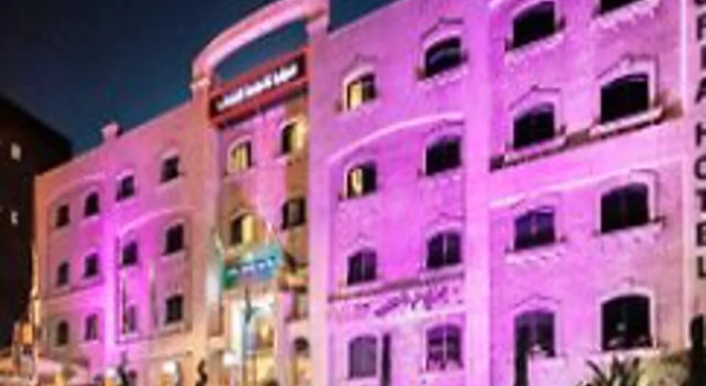 Sofia Hotel, Забронировать Отель Амман Провинция Амман, рядом с Иорданский университет