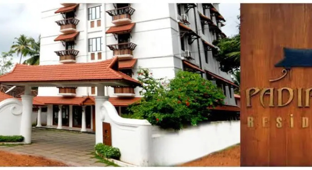 Padipura Residency, Забронировать Отель Отели штата Кералы с парковкой, Парковка