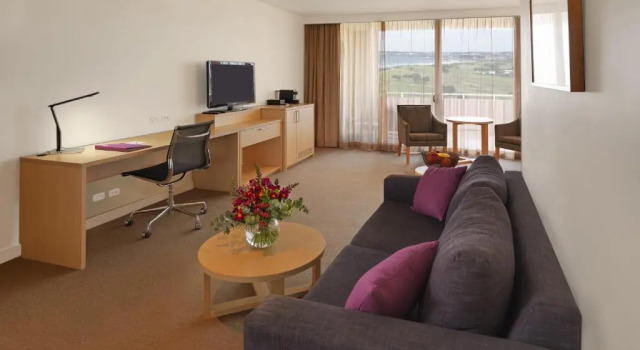 Люкс Sage Hotel Wollongong