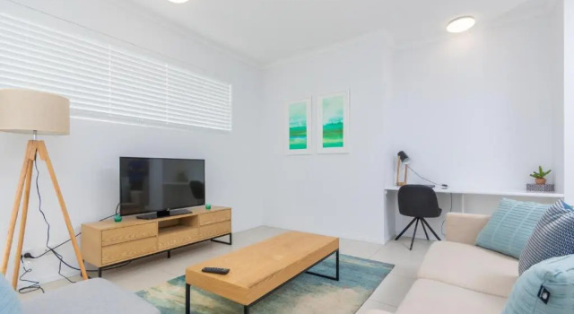 Апартаменты с балконом Boulevard North Lakes