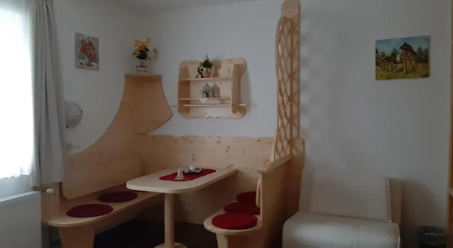 Четырёхместный номер Standard Mamas House 7min from Airport