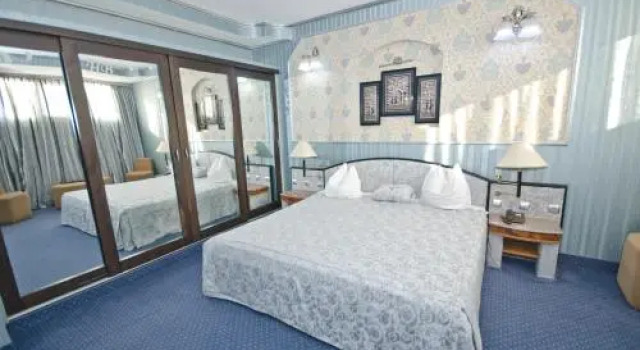 Hotel Brancusi, Rezerwuj Hotel Hotele w Carpathians - Romania z parkingiem, Parking
