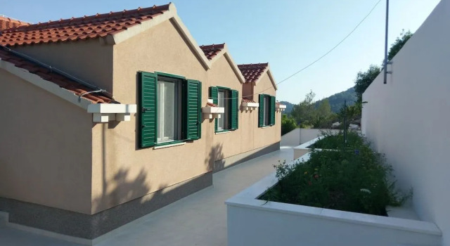 Apartments Ladesta