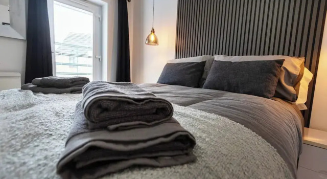 Hampton 3-bedroom Luxury Escape With Parking