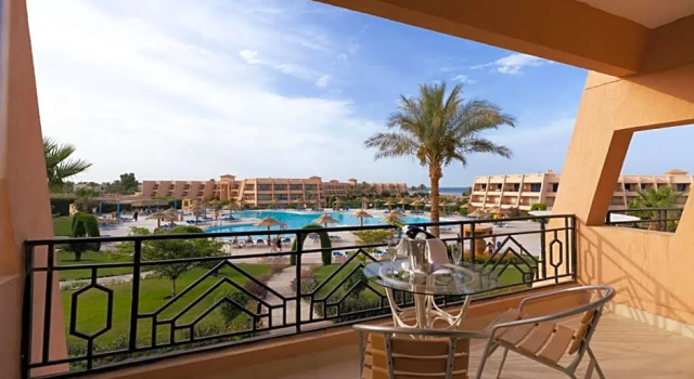 Двухместный номер Deluxe с видом на бассейн Jasmine Palace Resort