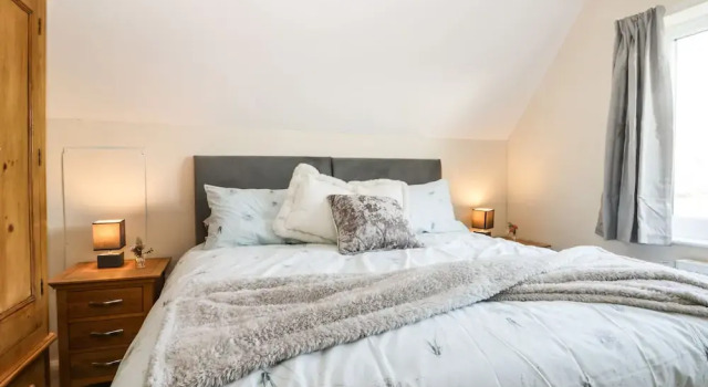 1 Woodhouse Cottages, Varaa Lomakoti Mökit kohteessa Merseyside, Mökki