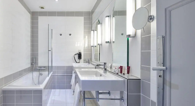 Двухместный номер Deluxe Hotel & Spa Vacances Bleues Le Splendid