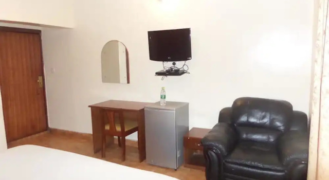 Номер Standard Bay Suites
