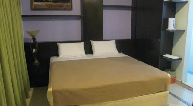 Люкс Deluxe Tropicana Inn