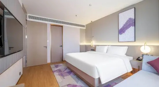 Люкс Deluxe Lavande Hotel (Shenyang Taoxian Airport Conservatory of Music Taoxian Campus Branch)