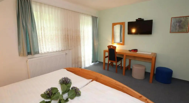 Семейный номер с 2 комнатами с балконом Bed & Breakfast Hisa Resje