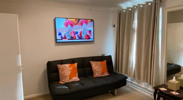 Трёхместный номер Standard St. Georges House