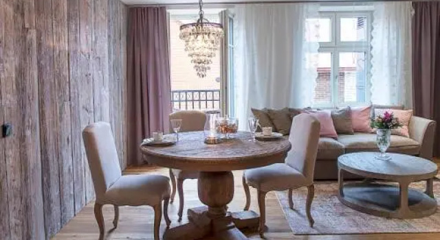 Frost Apartments, Varaa Huoneisto Hotellit Pärnumaa pysäköinnillä, Pysäköinti