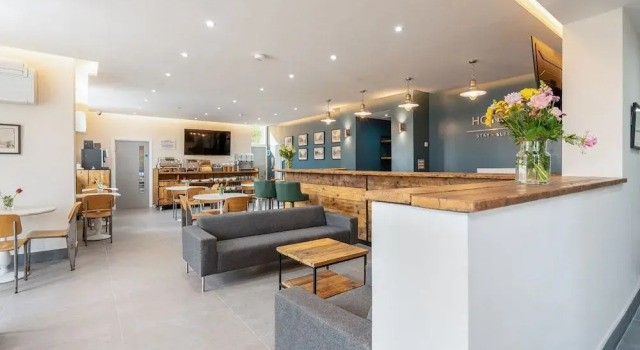 Hotel DC, Stratford, Забронировать Отель Стратфорд Большой Лондон