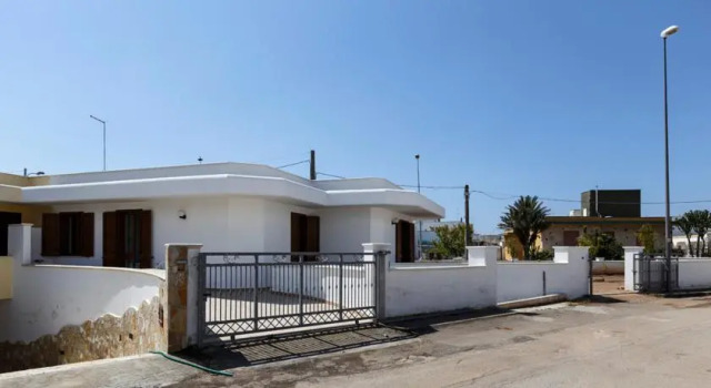 Villetta Miriam, Book Villa Villas in Taviano, Villa