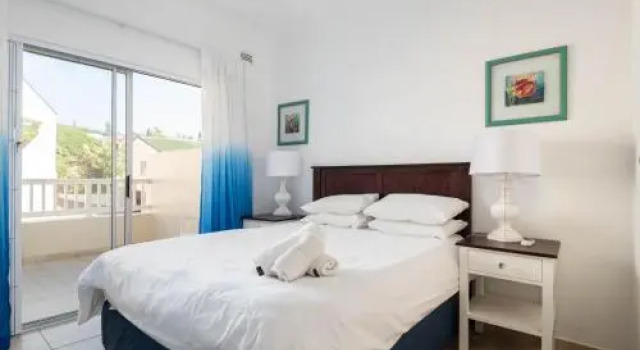 Simbalina 7 - FAMILY ONLY, Забронировать Отель Баллито Durban North Coast
