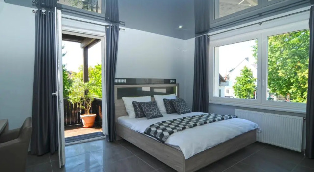 Nanis Appartements, Rezervasyon Otel Wunstorf Lake Steinhude