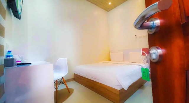 Hometown Residence, Book Hotel Hotels in Sumatra with Breakfast, Breakfasts