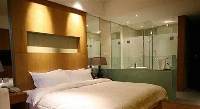 Zhengzhou Grenada Hotel, Rezervovat Hotel Čeng-čou Henan