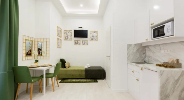 Modern studio with Balcony and AC, Забронировать Отель Будапешт Центральная Венгрия