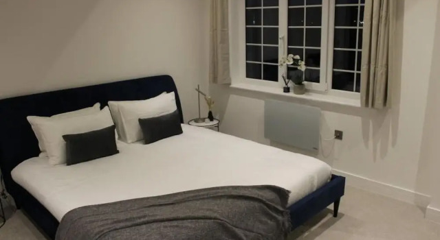 Luxury 2 Bed Apartment In Rochester, Book Lejlighed Lejligheder i Rochester, Lejlighed
