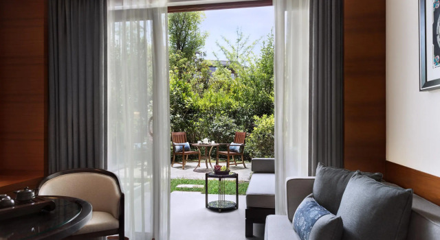Номер Deluxe Anantara Guiyang Resort