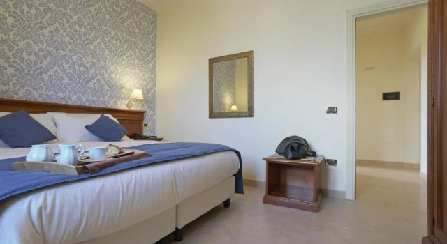 Люкс с видом на море Relais Villa Giuliana