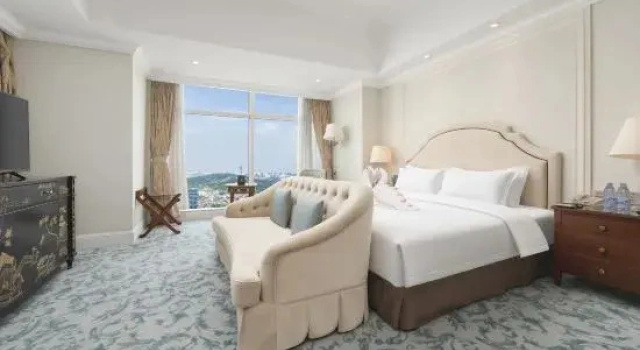 Двухместный люкс c 1 комнатой Qingdao Jinshi International Hotel