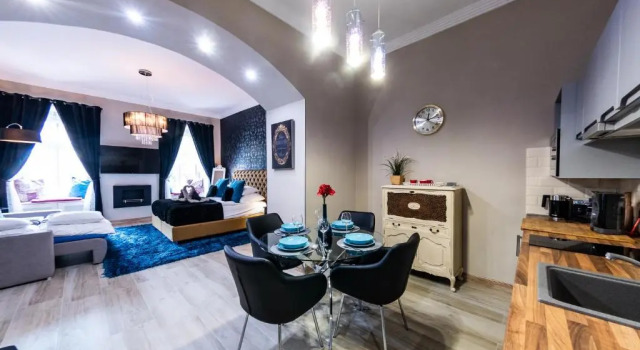 Center of the Center, The Grand Deluxe, Varaa Hotelli Budapest Budapest