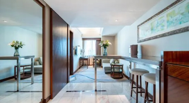 Люкс Business Luxemon Xinjiang Hongfu Hotel