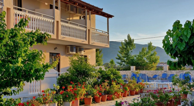 Hotel Tassia for families & couples, Prenota Residence Hotel a Zante con colazione, Colazione