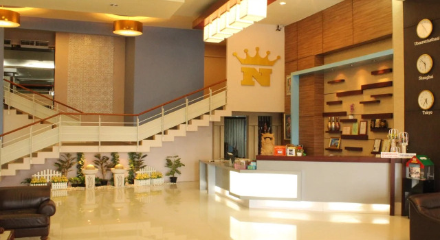 Nevada Inn Hotel, Varaa Hotelli Hotellit North-Eastern Thailand pysäköinnillä, Pysäköinti