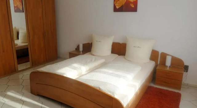 Апартаменты Hotel Gasthof Zur Krone