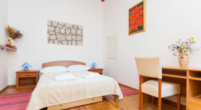 Apartment Ermineous A34