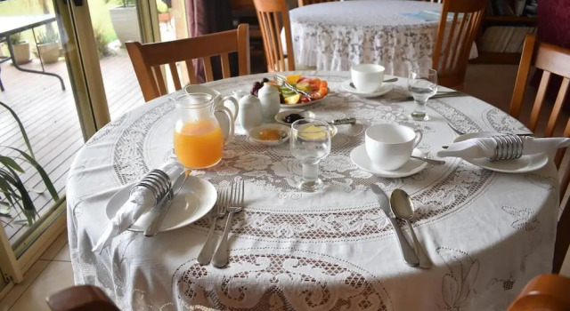Gloucester on Avon Bed & Breakfast, Đặt Khách sạn Gloucester 