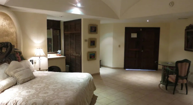 Люкс Hacienda Hotel