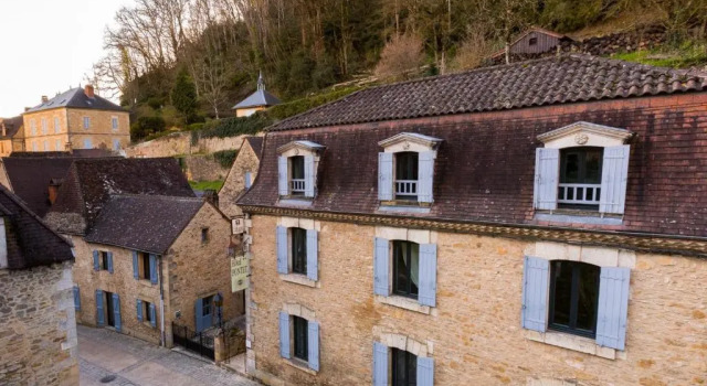 Hôtel-Restaurant Pontet, Rezerwuj Hotel Beynac-et-Cazenac Dodogne Valley