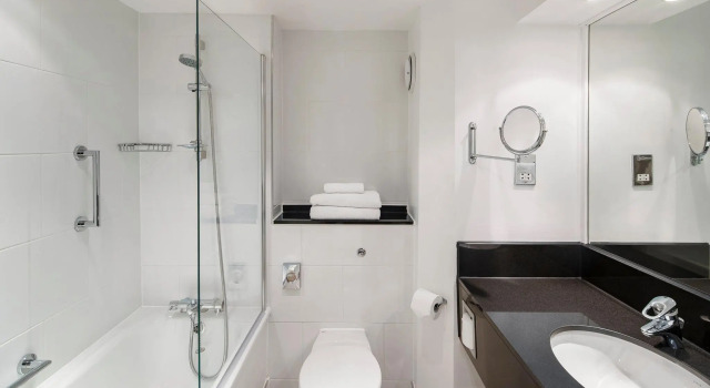 Двухместный номер Standard Crowne Plaza Glasgow by IHG