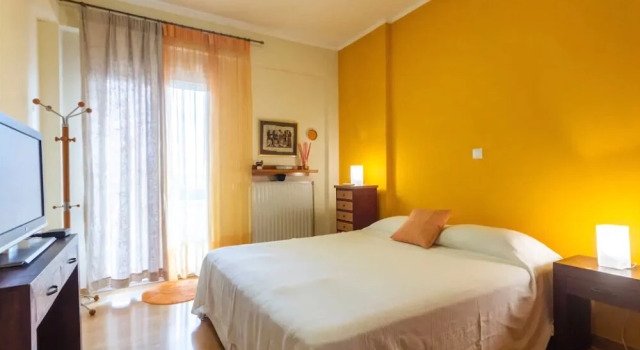 Elegant 5th Floor 2bdr, Забронировать Отель Афины Острова Саронического залива - Аттика, рядом с Станция метро Katehaki