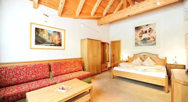Run of House Hotel Arnika