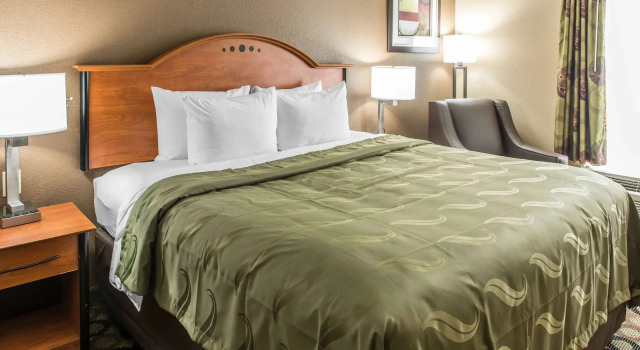 Quality Inn & Suites Columbus West - Hilliard, Rezerwuj Hotel Hilliard Ohio