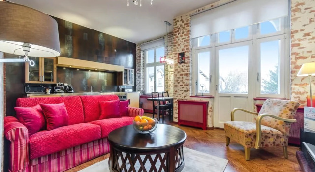 Dom & House Apts Monte Cassino Valor, Varaa Hotelli Hotellit Pommeri pysäköinnillä, Pysäköinti