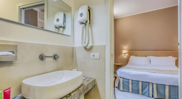 Двухместный номер Superior с видом на горы Hotel Albatros Varigotti