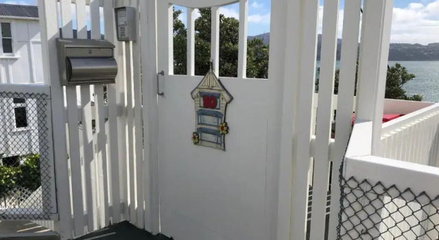Private Luxurious Studio w Outdoor Living & Views!, Book Hotel Wellington Auckland Region