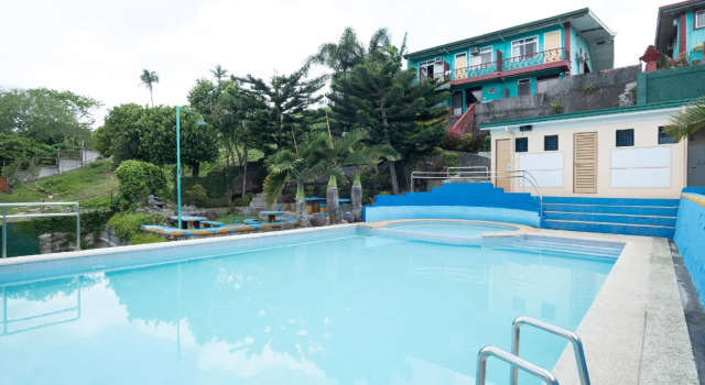 Little Falls Tagaytay, Забронировать Отель Тагайтай Лусон