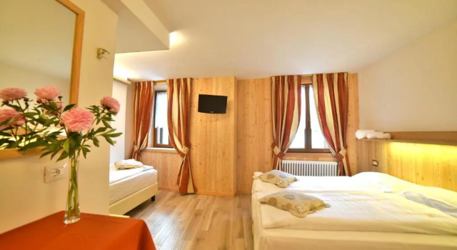 Standard Dreier Zimmer Albergo Stelvio