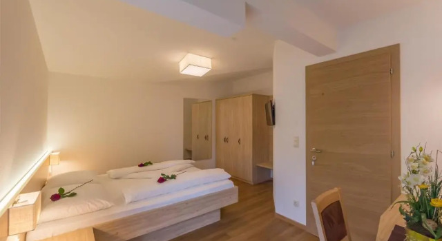 Двухместный номер Standard с балконом Garni Appartement Alpenresidence