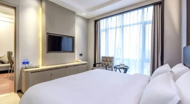Люкс Business Yueyang Kaibinsi Holiday Hotel