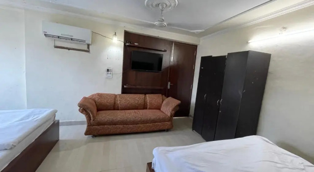 Номер Economy Hotel Himgiri